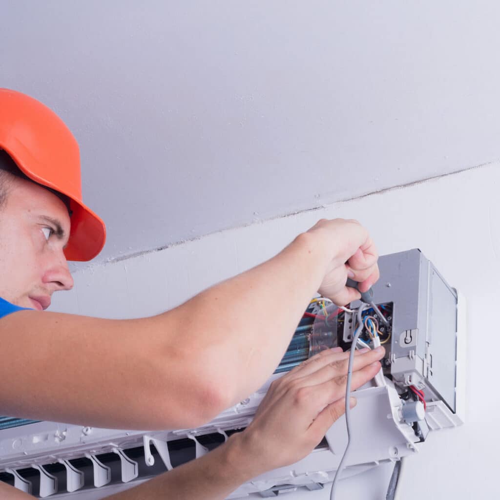 Repairing mini-splits in Richardson & Denton, TX
