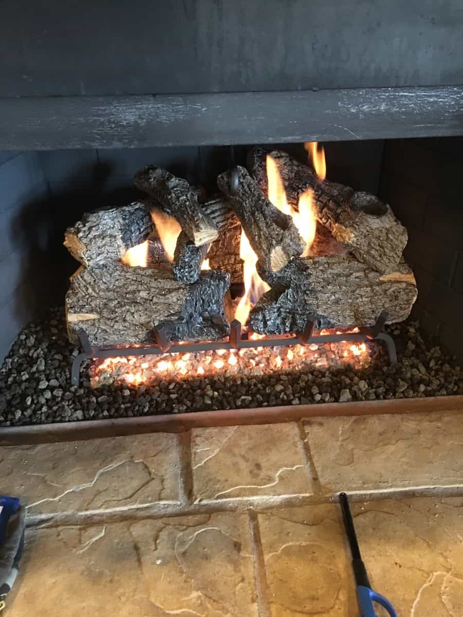 Gas logs Burning